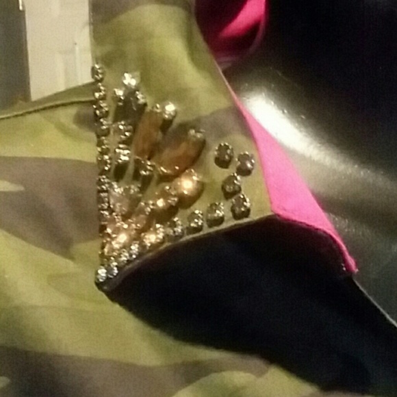 Blouse - Picture 3 of 4